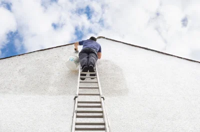 Peinture extérieure à Courcebœufs — façades et ravalement